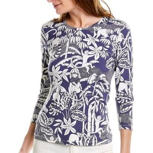 J. McLaughlin Signature 3/4 Sleeve Tee in Denim Blue Swinging Palm Print - M